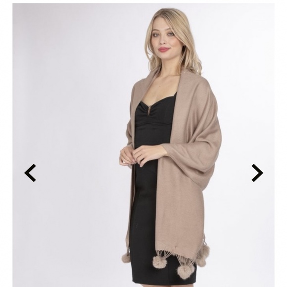 Jayley - Picture 2 of 2